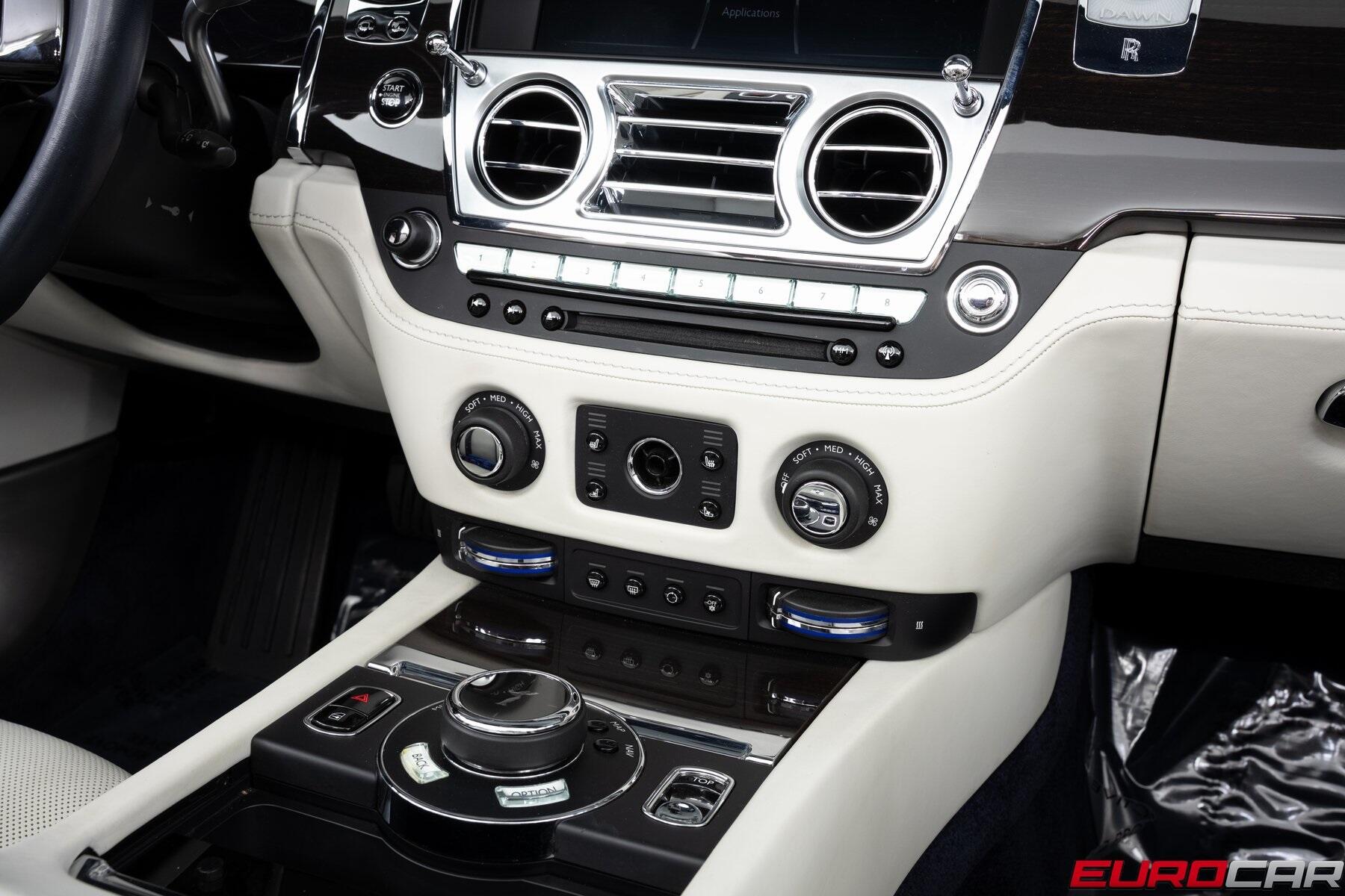 Used 2019 Rolls-Royce Dawn *FACTORY TWO-TONE * IMMACULATE CONDITION*Image 28