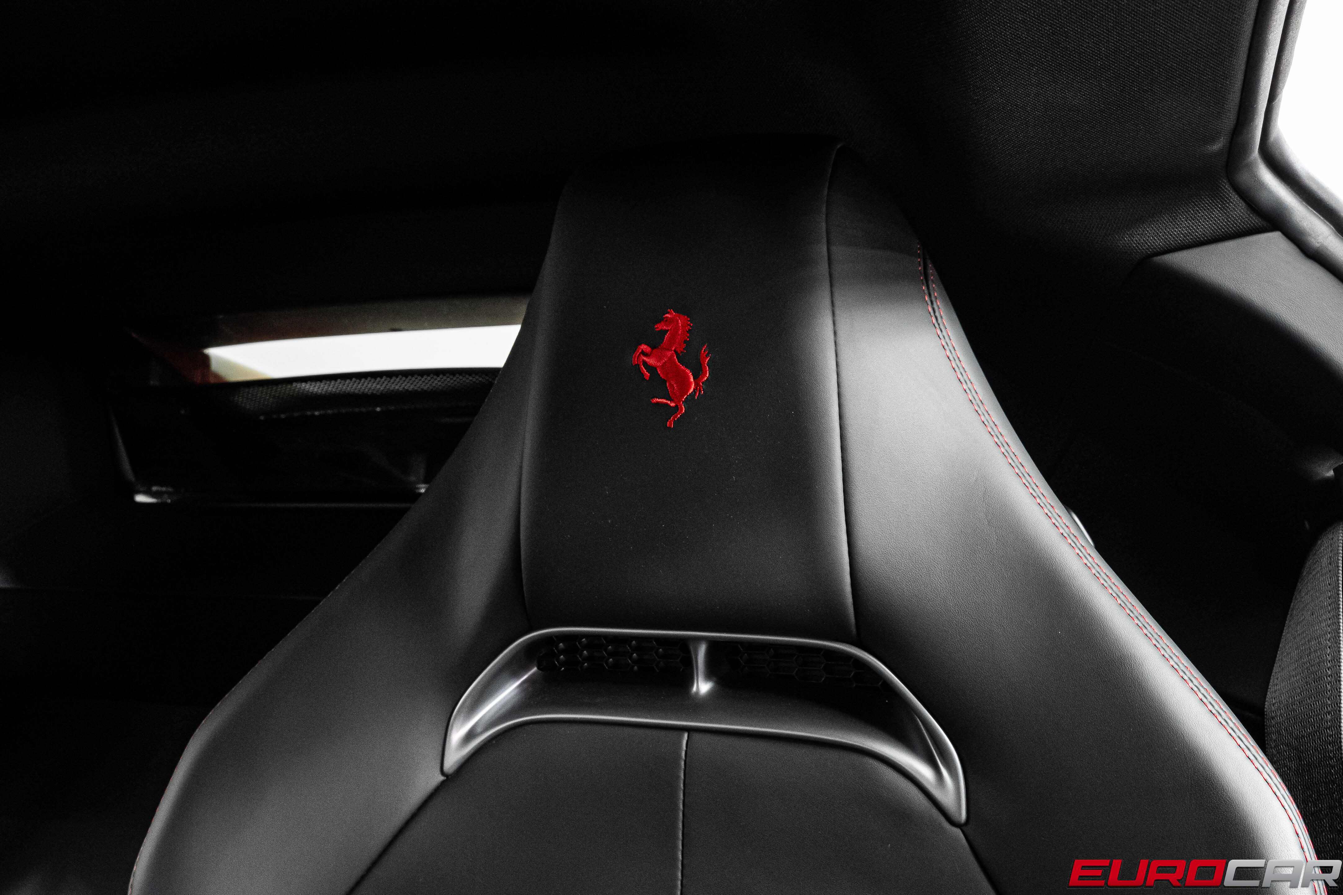 2023 Ferrari SF90 Stradale *CARBON STEERING WHEEL * FULL ELECTRIC SEATS*Image 46