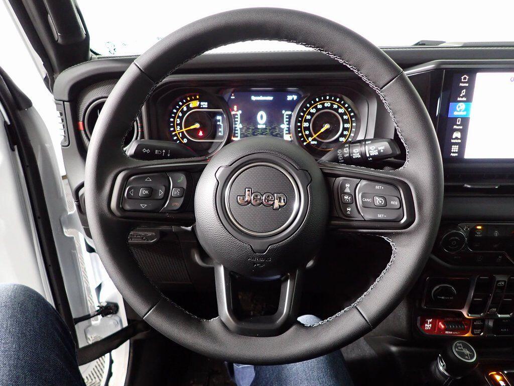 2026 Jeep Wrangler 4-Door Rubicon - Photo 22