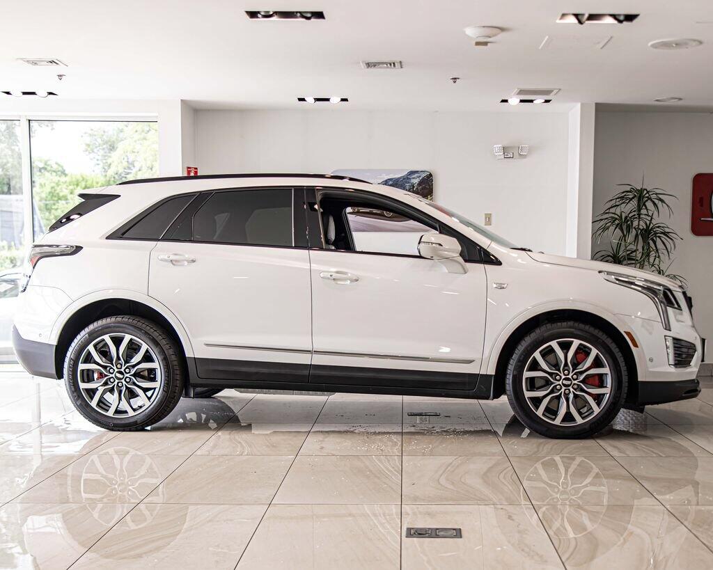 2024 Cadillac XT5 Sport - Photo 9