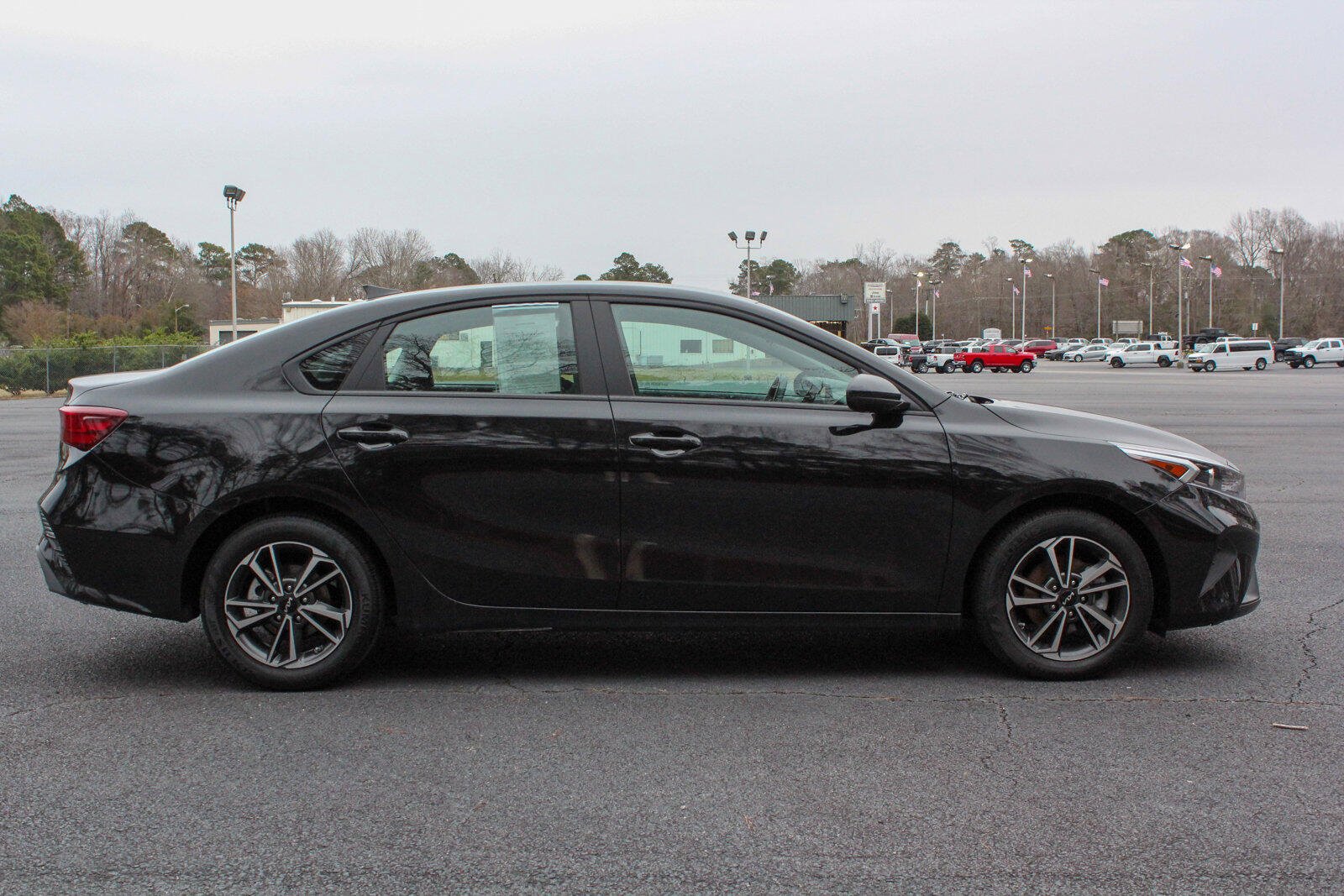 Used 2023 Kia Forte LXS with VIN 3KPF24AD8PE616107 for sale in Suffolk, VA