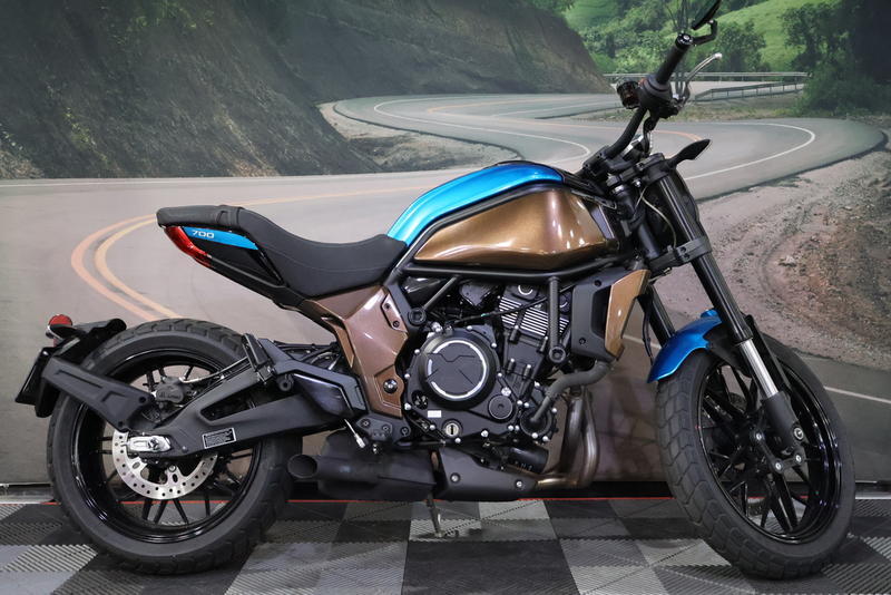 2023 CFMOTO 700CL X