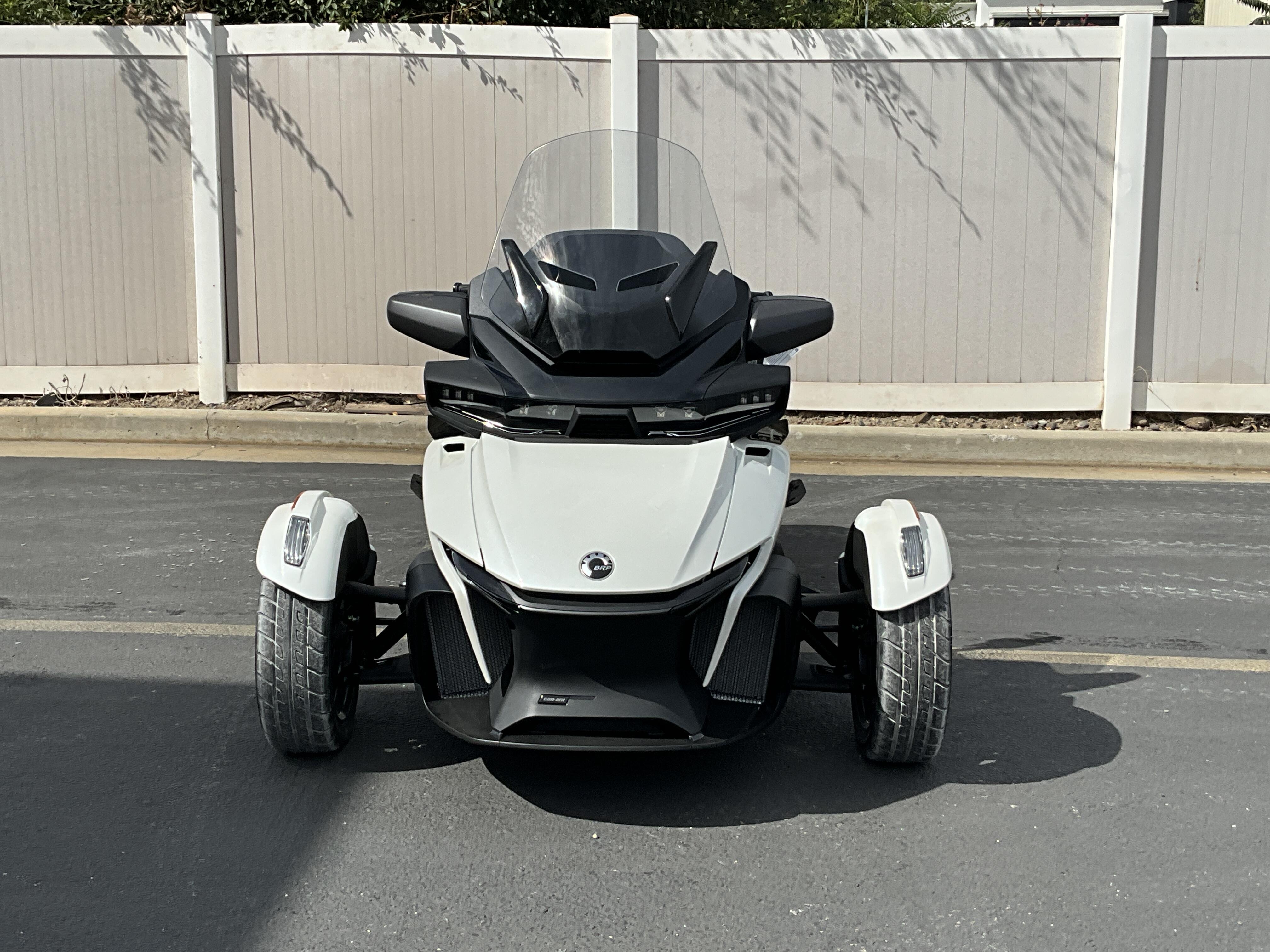 2026 Can-Am SPYDER RT 1330 SE6
