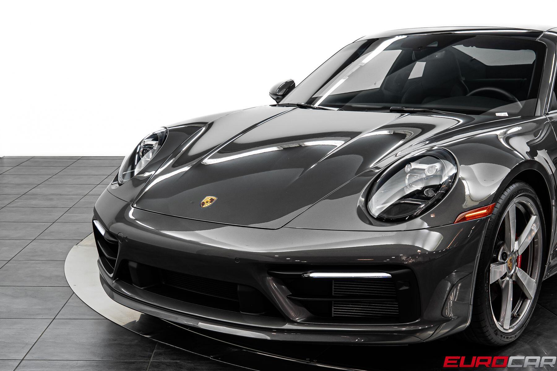 2024 Porsche 911 Carrera 4S *SPORTDESIGN PACK * SUNROOF*Image 13