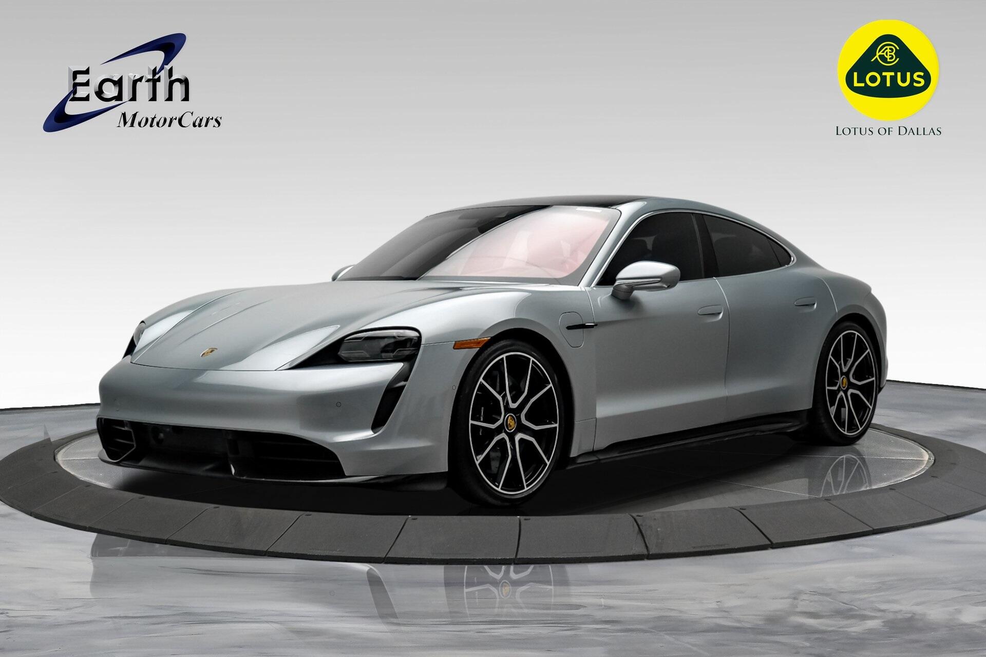 2023 Porsche Taycan Turbo S's photo