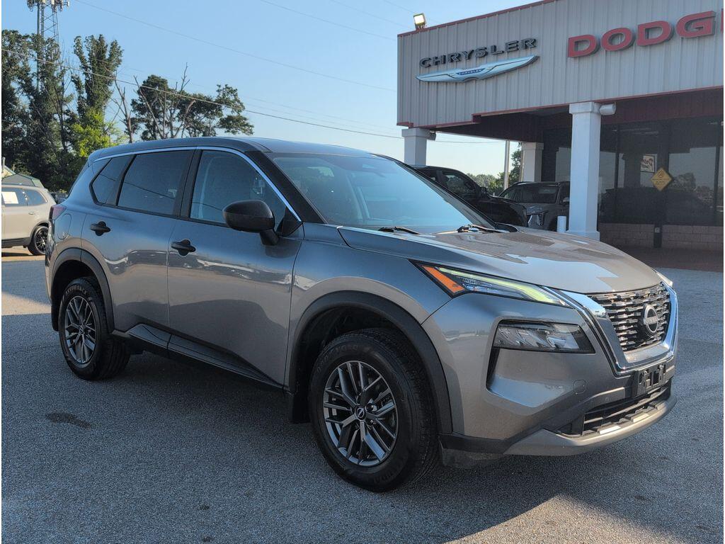 2023 Nissan Rogue S - Photo 7
