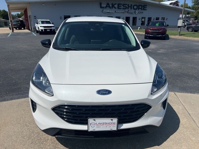 Used 2021 Ford Escape SE with VIN 1FMCU0G69MUA45010 for sale in Seaford, DE