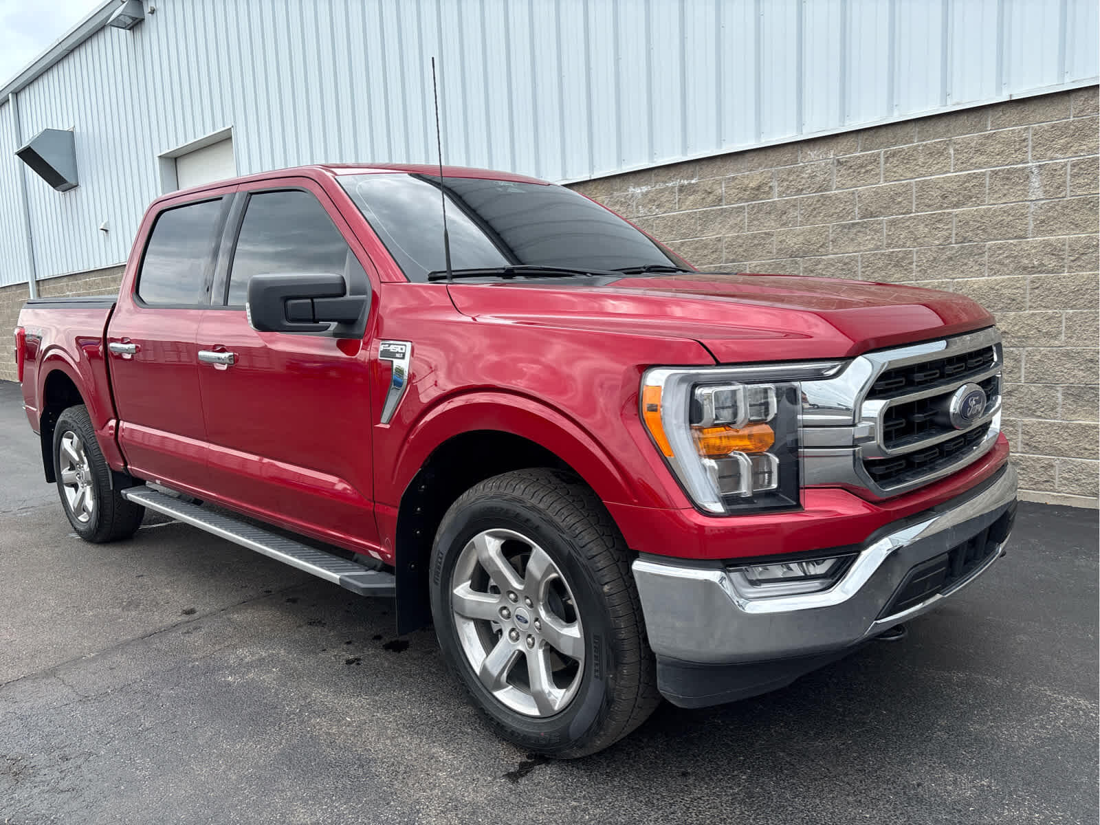 Used 2022 Ford F-150 XLT with VIN 1FTFW1E89NKF09772 for sale in Wilmington, OH