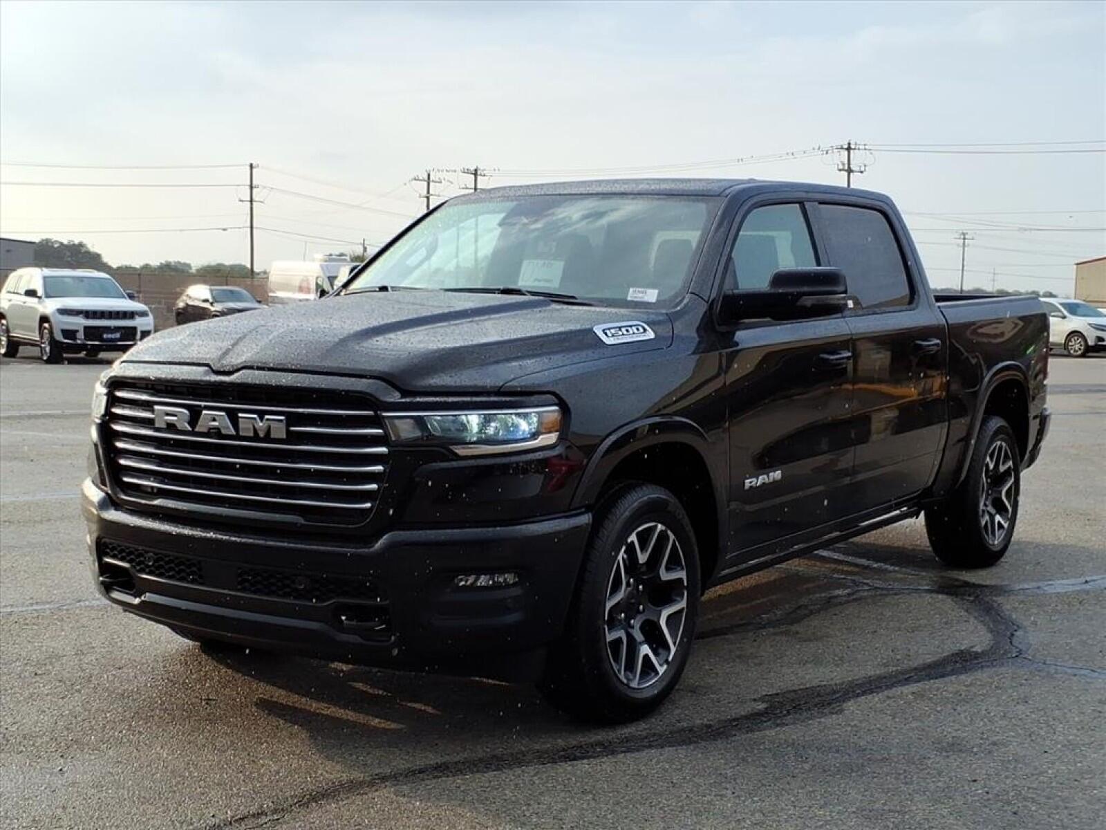 2026 RAM 1500 Laramie - Photo 11