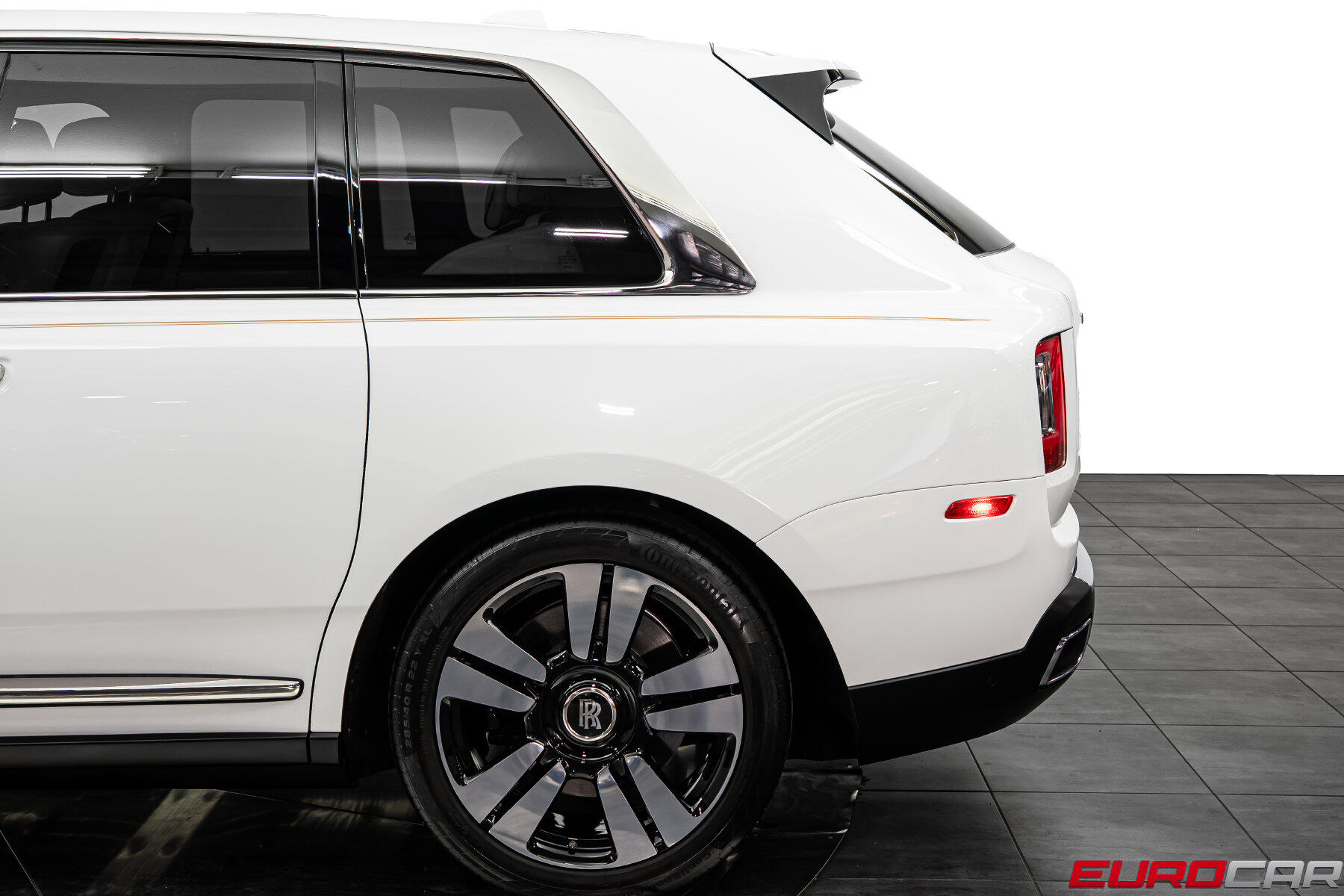 2022 Rolls-Royce Cullinan *SERENITY SEATS * GOLD PLATED SPIRIT OF ECSTASY*Image 18