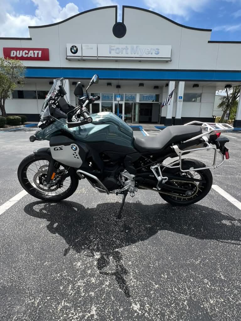 2026 BMW F900GS-ADV
