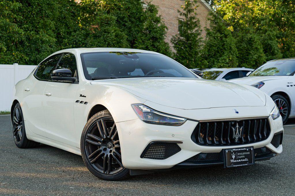2022 Maserati Ghibli Modena's photo