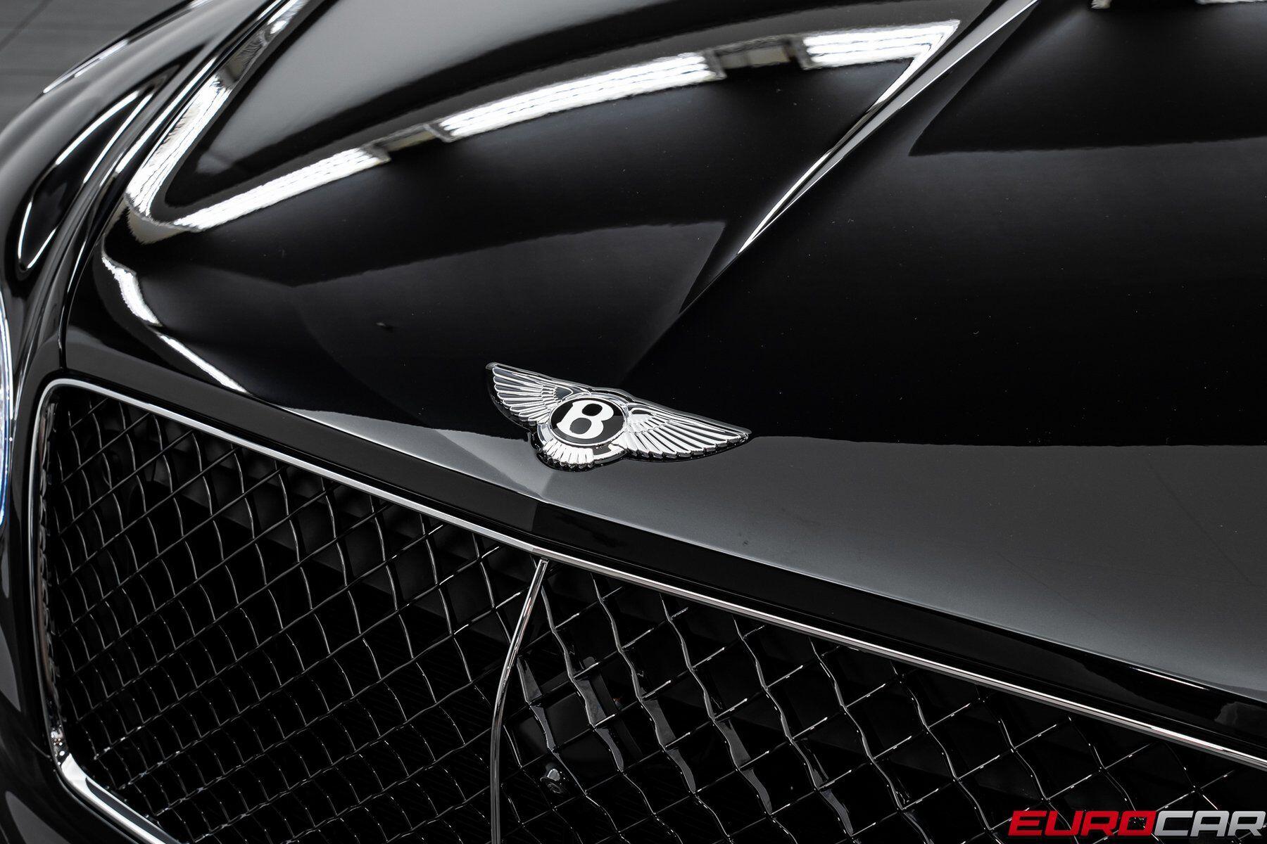 2024 Bentley Bentayga Azure - Photo 9