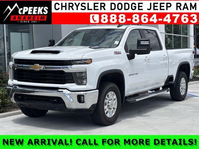 2024 Chevrolet Silverado HD LT 4WD Crew Cab Standard Box's photo