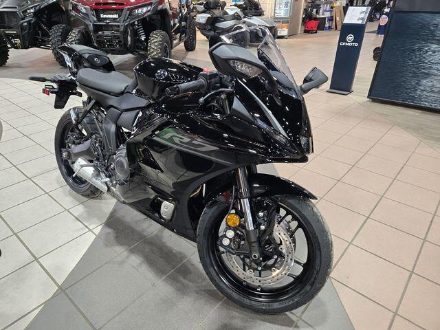 2026 YAMAHA YZF-R7