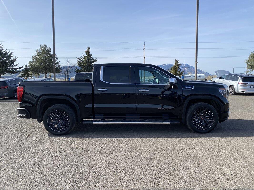 Used 2023 GMC Sierra 1500 Denali with VIN 3GTUUGE82PG186160 for sale in Island City, OR