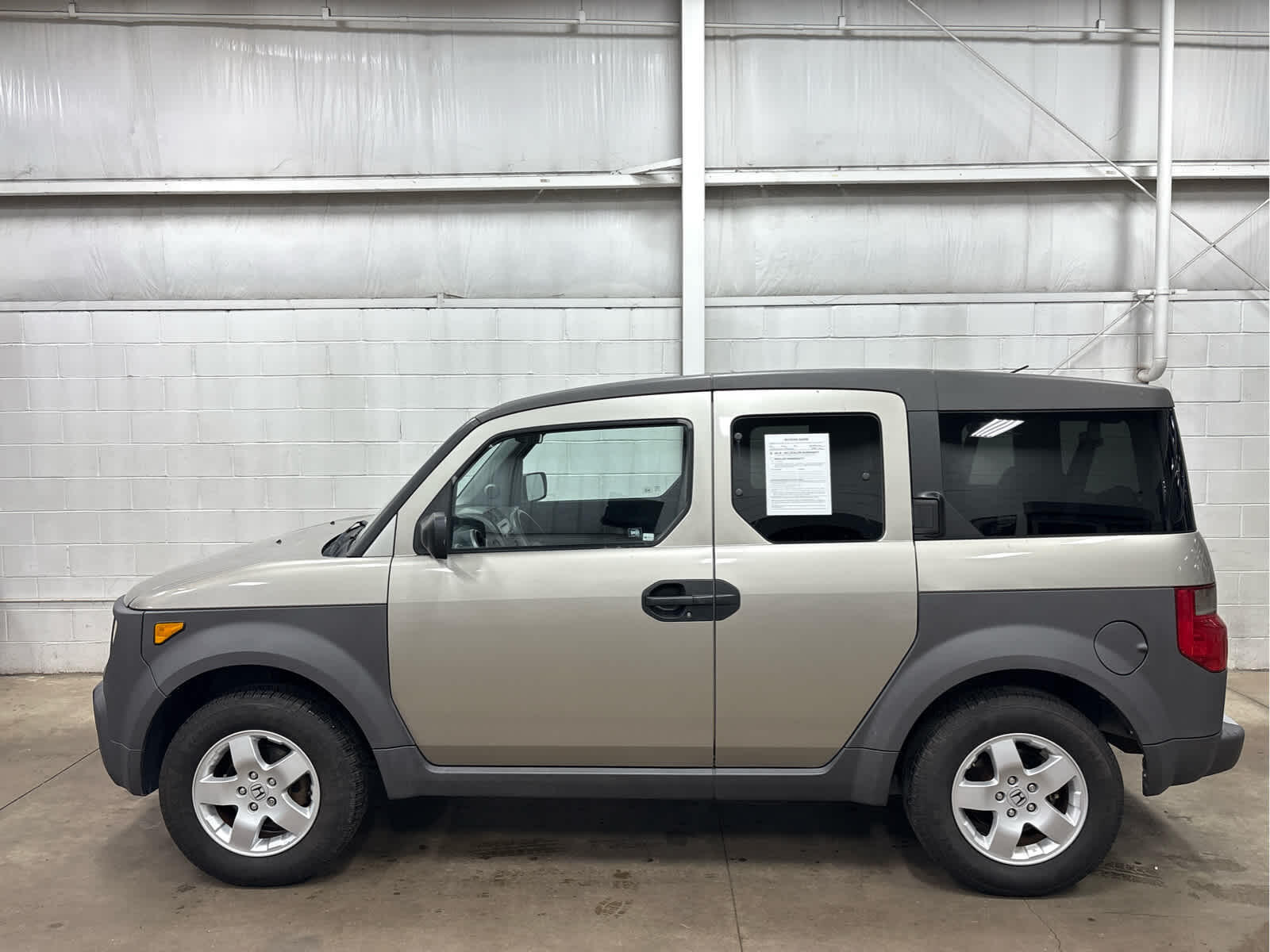 Used 2003 Honda Element EX with VIN 5J6YH27563L037964 for sale in Wilmington, OH
