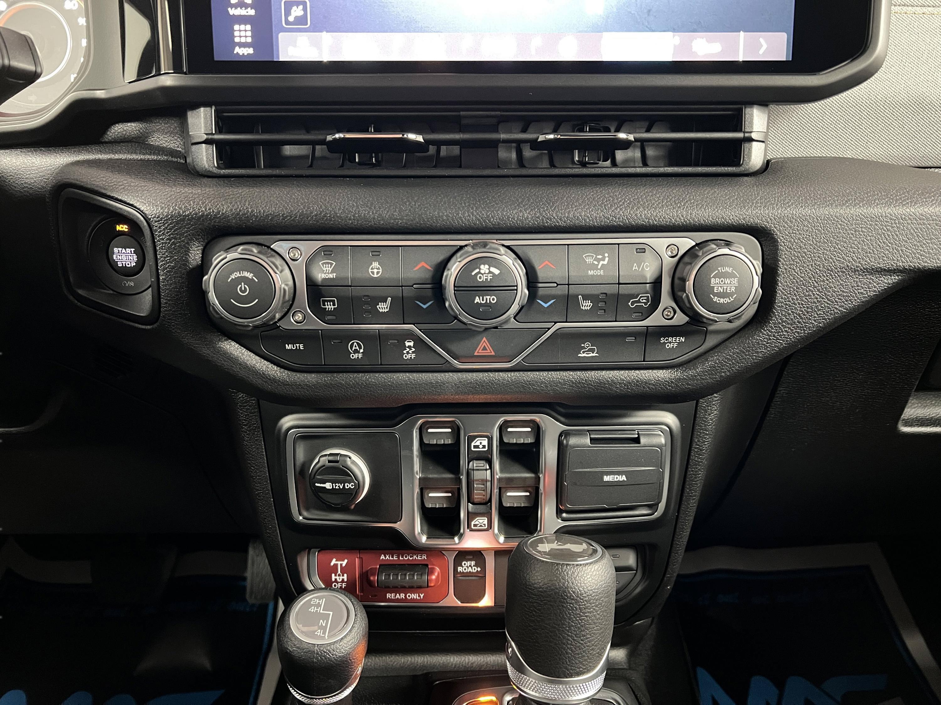 2026 Jeep Wrangler 4-Door Willys - Photo 20