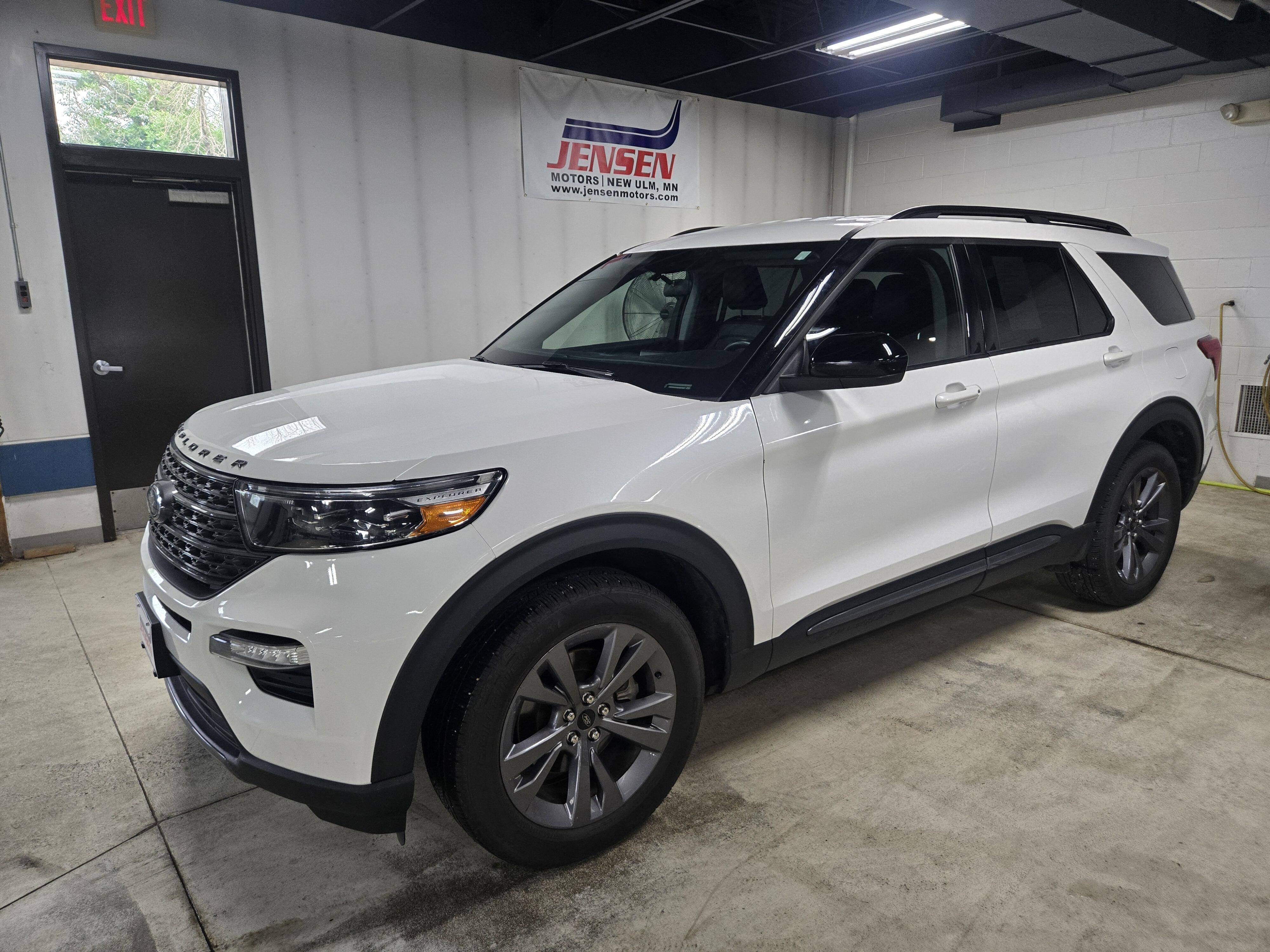 Used 2022 Ford Explorer XLT with VIN 1FMSK8DH0NGB82567 for sale in New Ulm, Minnesota