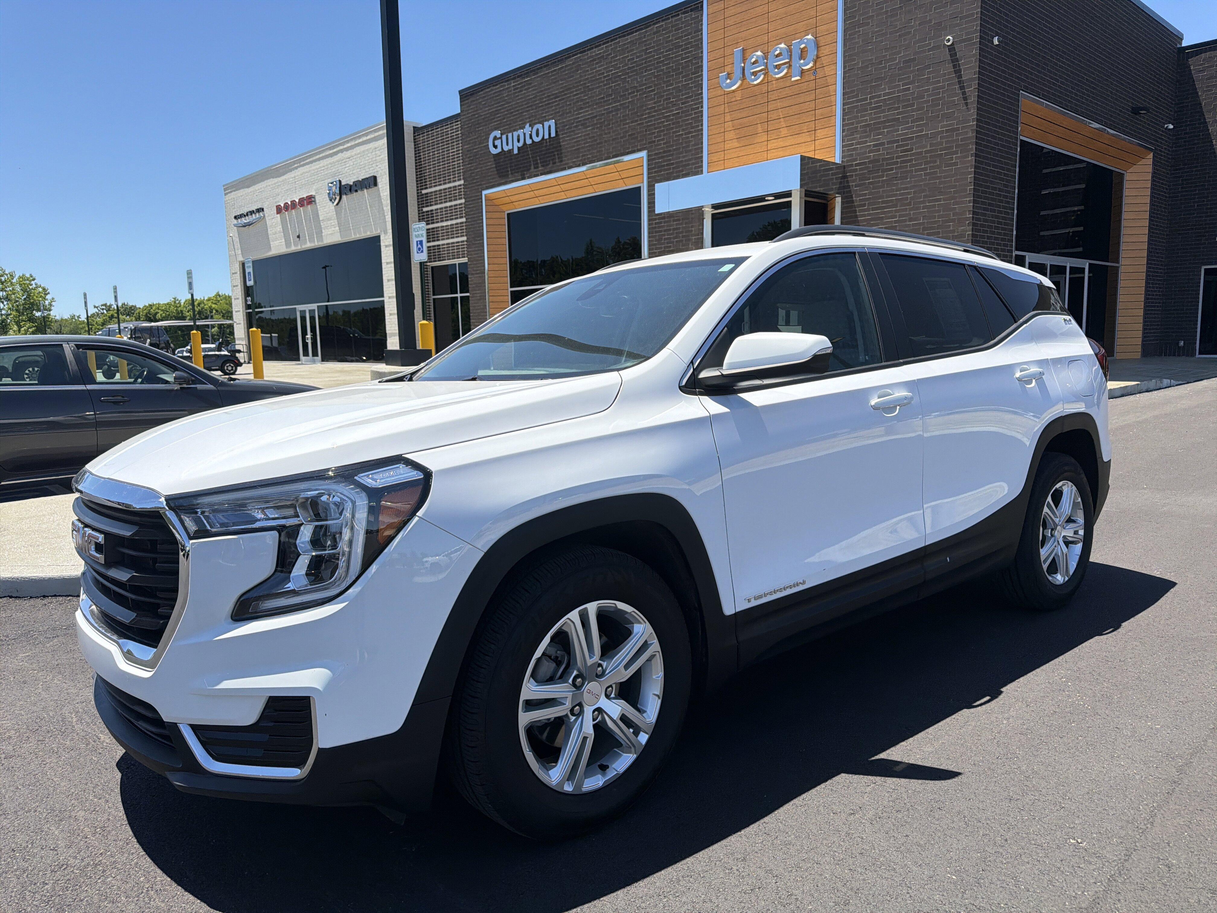 2022 GMC Terrain SLE FWD's photo