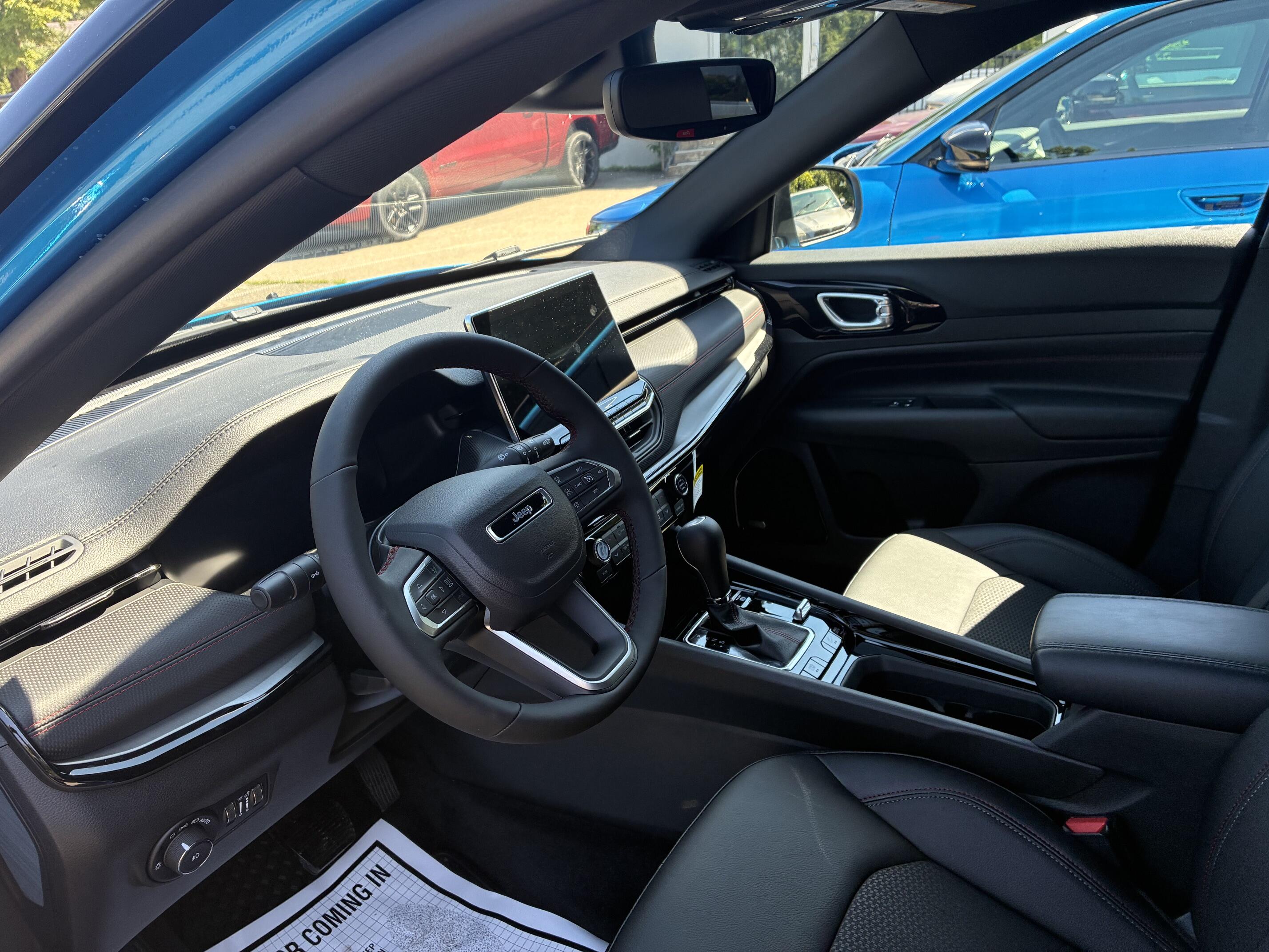 2026 Jeep Compass Trailhawk - Photo 6