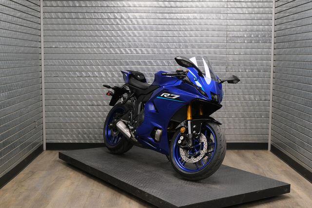 2026 YAMAHA YZF-R7