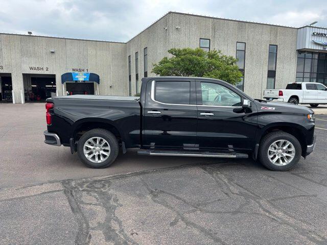 Used 2021 Chevrolet Silverado 1500 LTZ with VIN 1GCUYGEL2MZ242182 for sale in Luverne, Minnesota