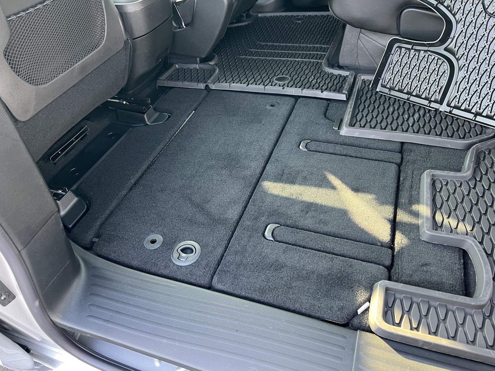 2026 Chrysler Voyager LX - Photo 47