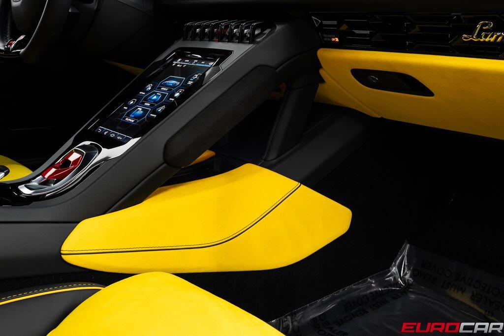 2022 Lamborghini Huracan EVO Image 33