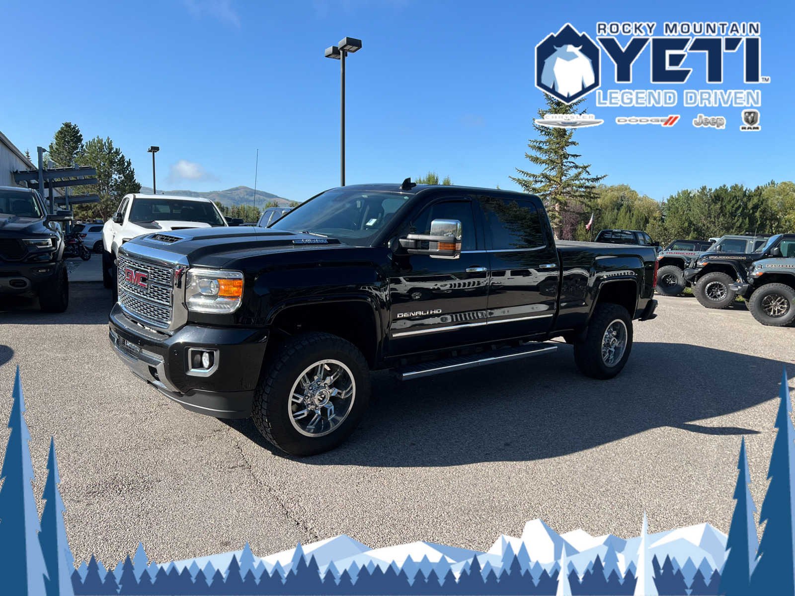 Used 2018 GMC Sierra 2500 Denali HD Denali with VIN 1GT12UEY0JF266587 for sale in Jackson, WY