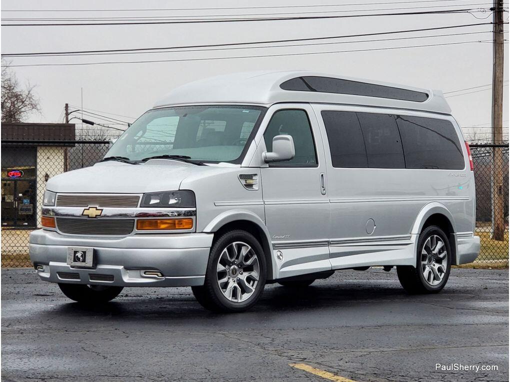 2023 Chevrolet Express Cargo Work Van - Photo 8