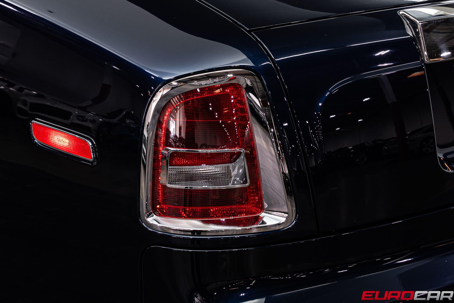 2010 Rolls-Royce Phantom Drophead Coupe *RARE INTERIOR * IMMACULATE CONDITION*Image 21