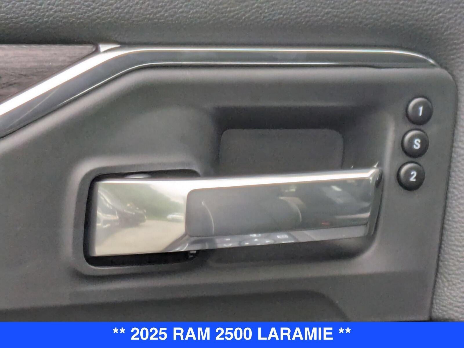 2025 RAM 2500 Laramie - Photo 10