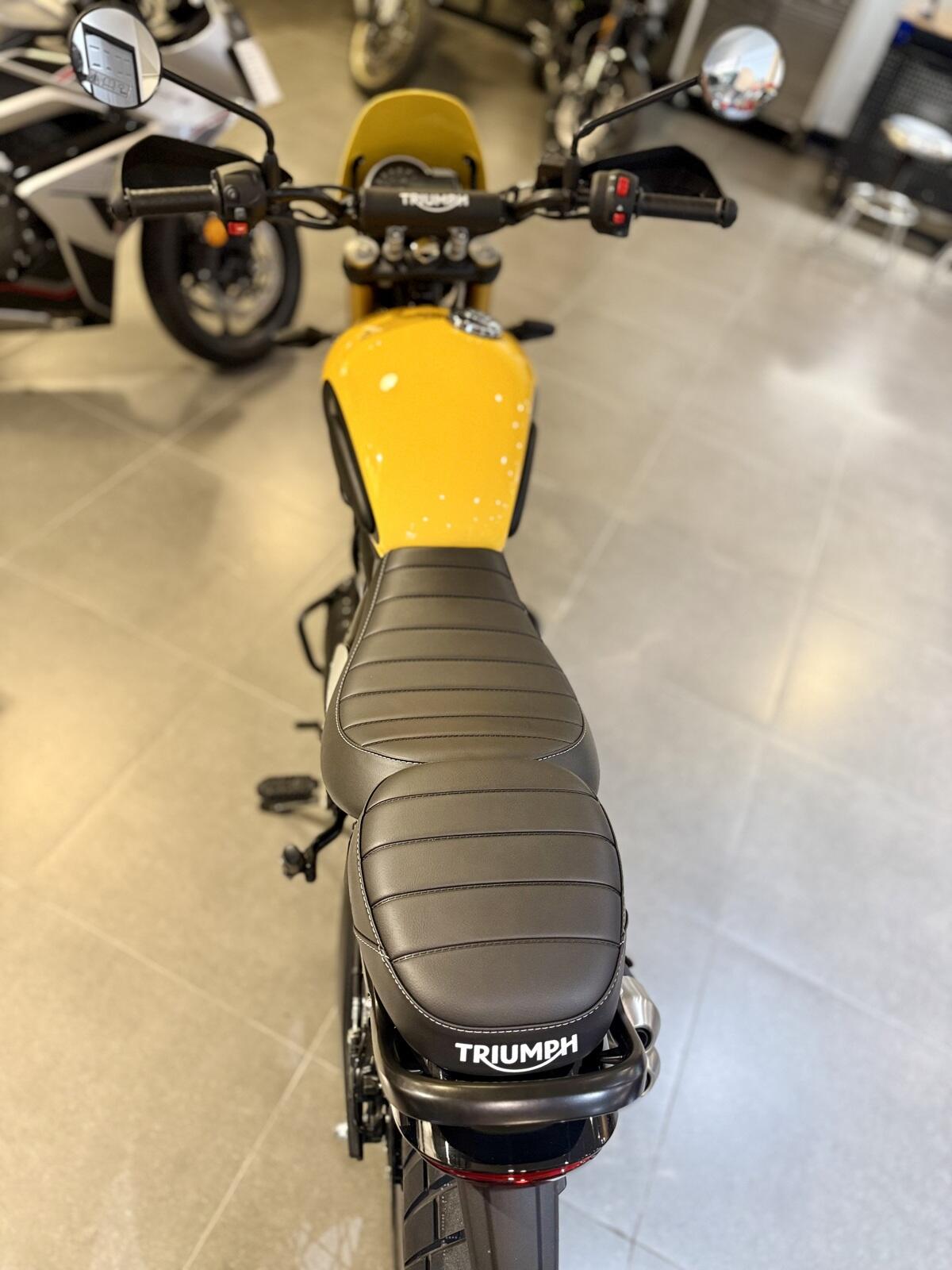 New 2026 Triumph SCRAMBLER 400 XC 
