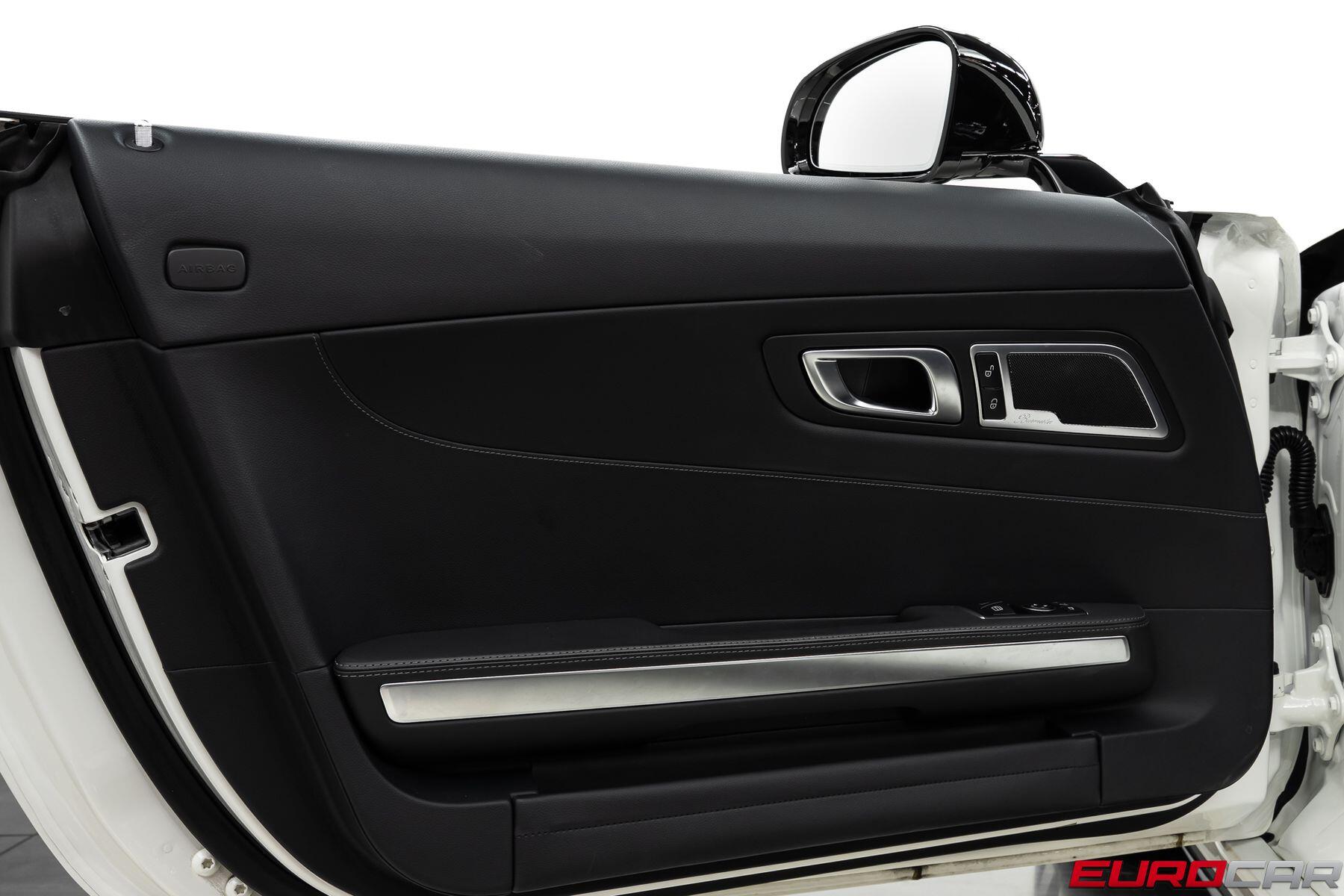 2021 Mercedes-Benz AMG GT Roadster *NIGHT STYLING PACKAGE*Image 25