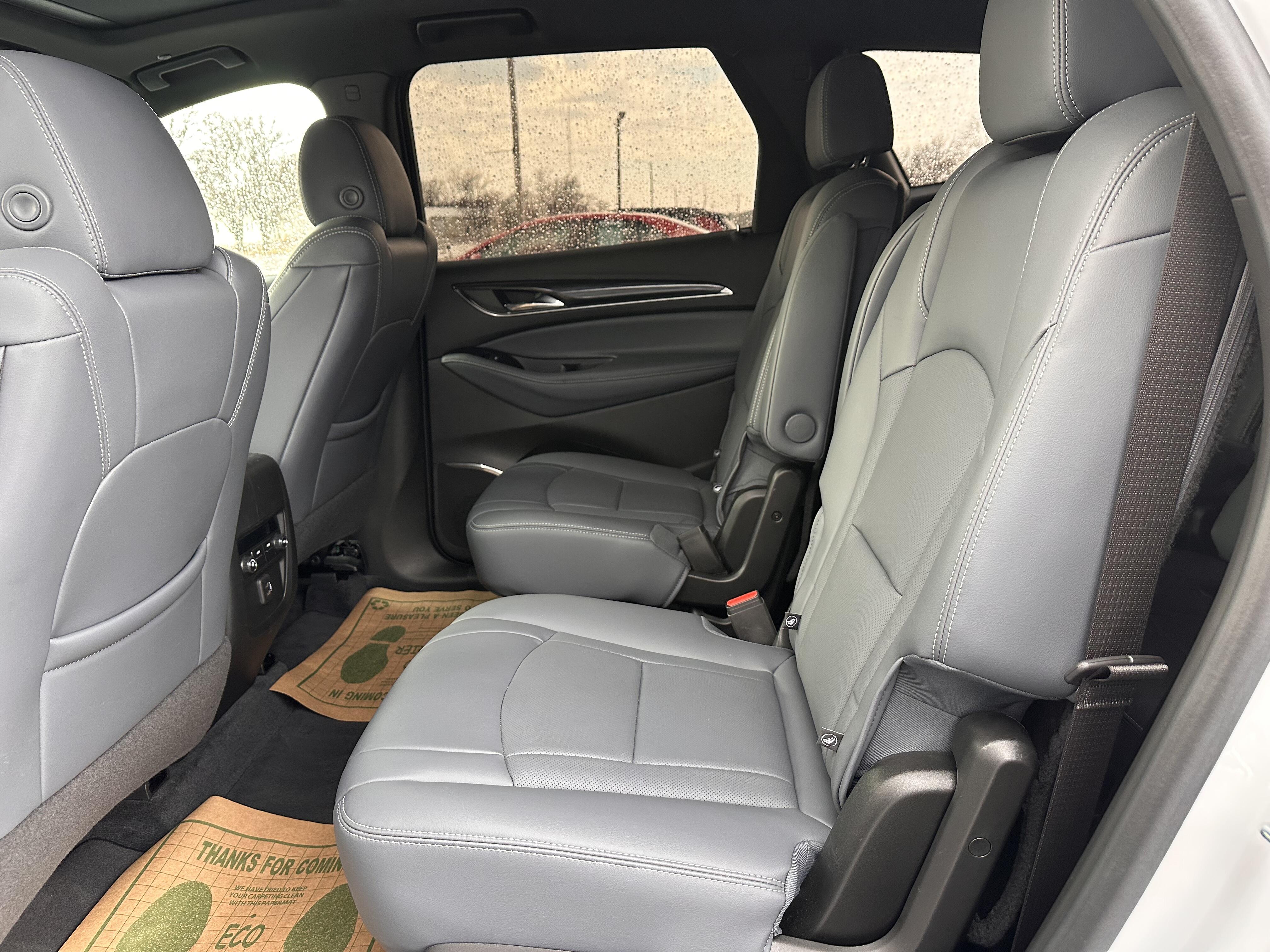 2023 Buick Enclave Essence - Photo 13