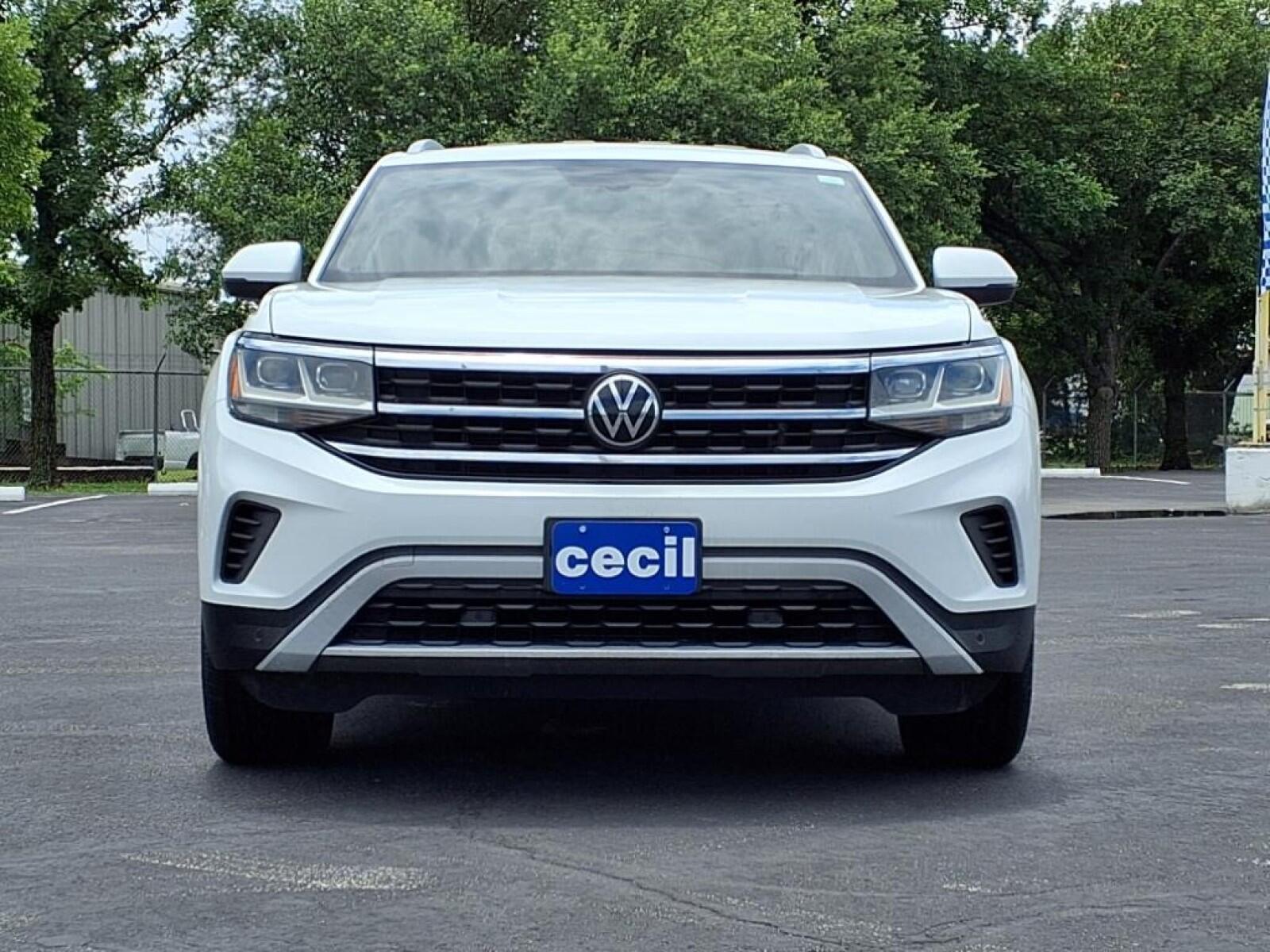 Used 2020 Volkswagen Atlas Cross Sport SE w/Tech with VIN 1V2YC2CA9LC205103 for sale in Uvalde, TX