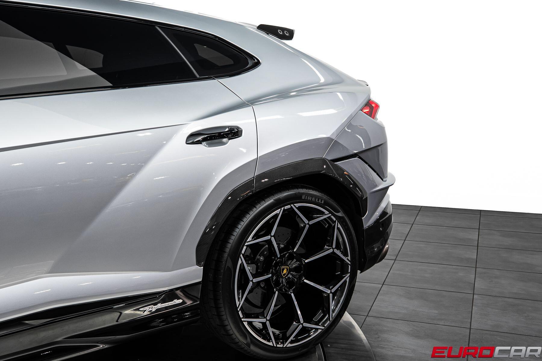 2024 Lamborghini Urus Performante *HUGE CARBON OPTIONS * SUNROOF*Image 21