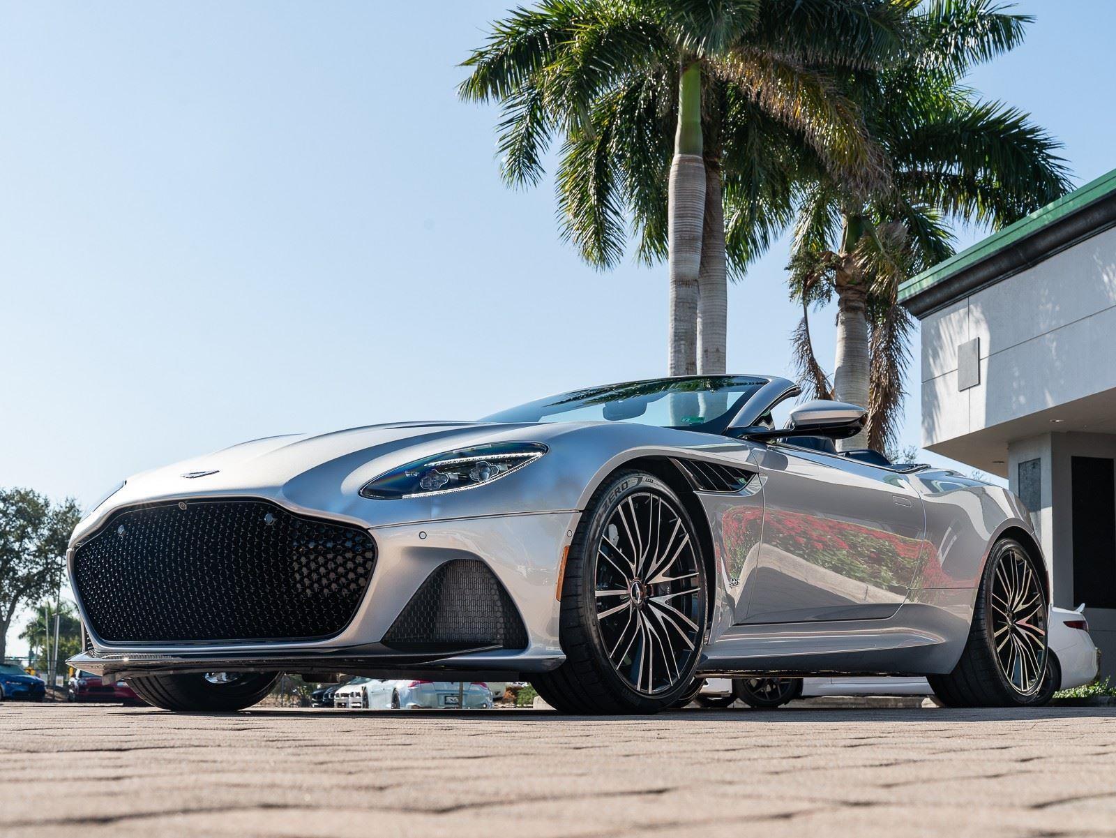 2020 Aston Martin DBS Superleggera Base - Photo 52