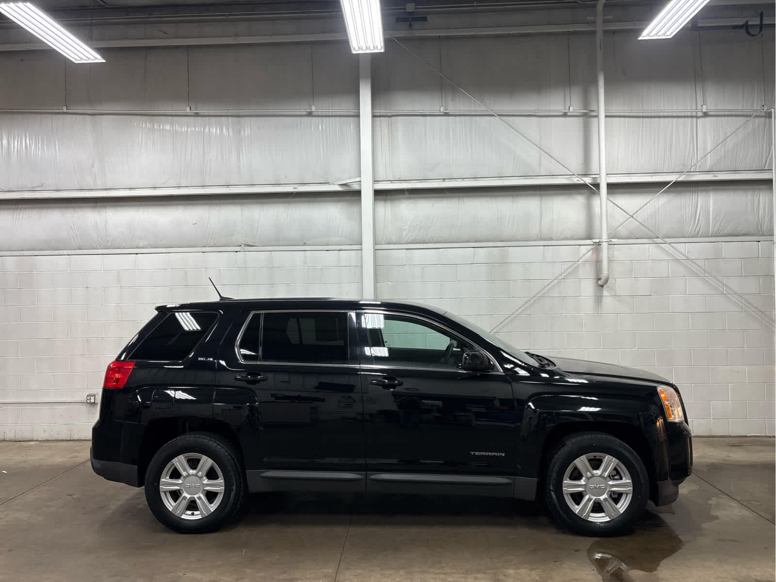 Used 2014 GMC Terrain SLE-1 with VIN 2GKFLVEK4E6181728 for sale in Wilmington, OH