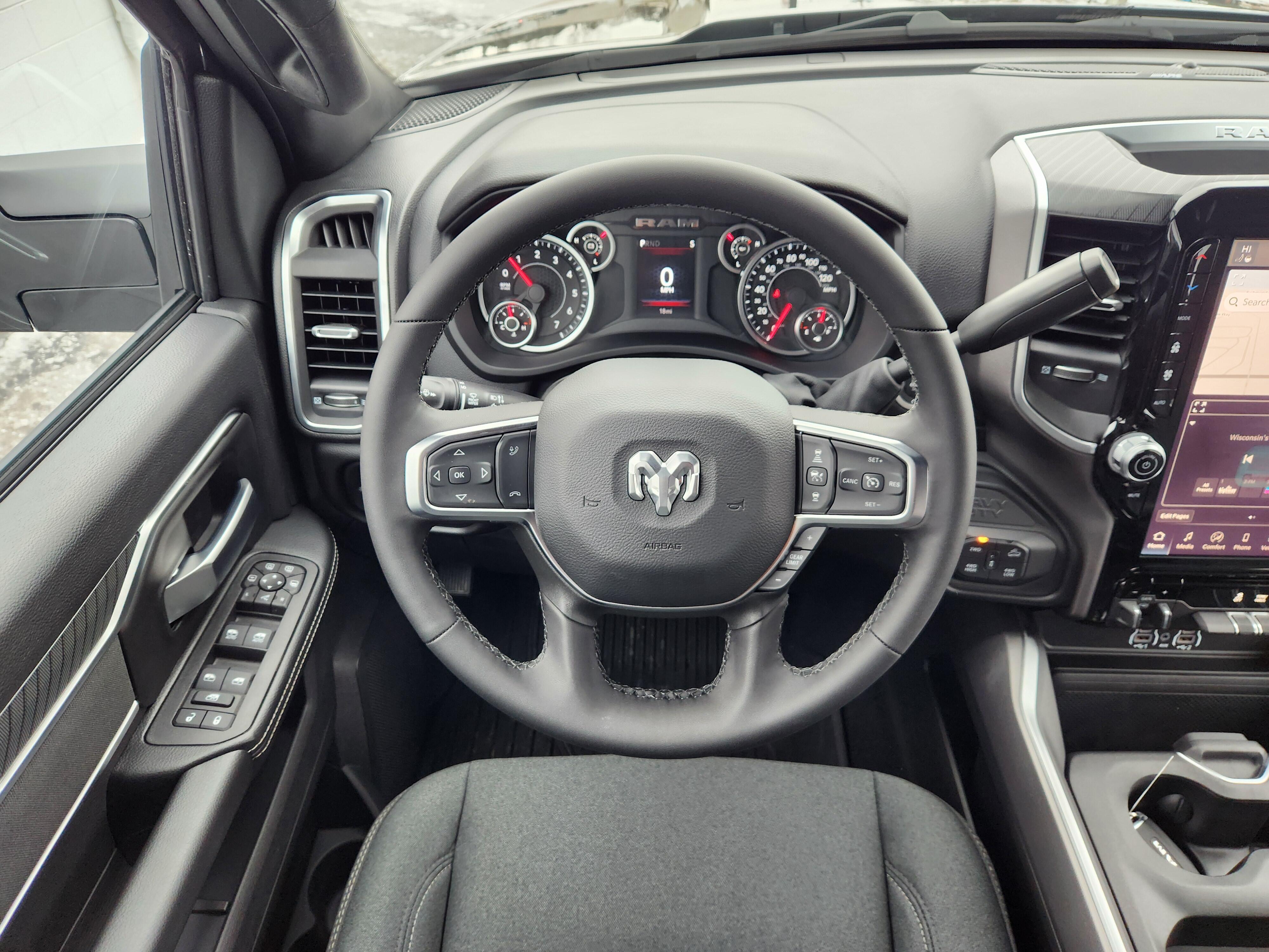 2026 RAM 2500 Big Horn - Photo 15