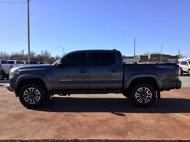 Used 2022 Toyota Tacoma TRD Sport with VIN 3TMCZ5AN6NM469575 for sale in Vinita, OK