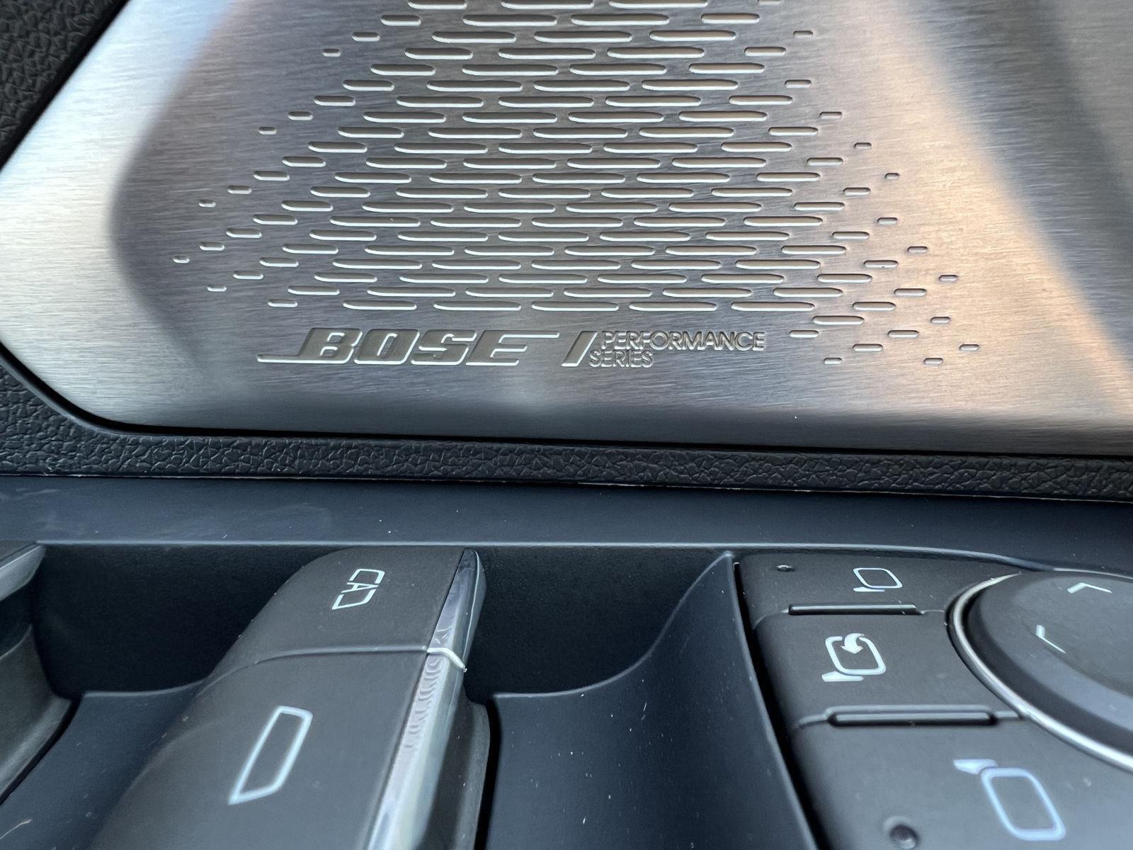 2026 GMC Acadia Denali Ultimate - Photo 17