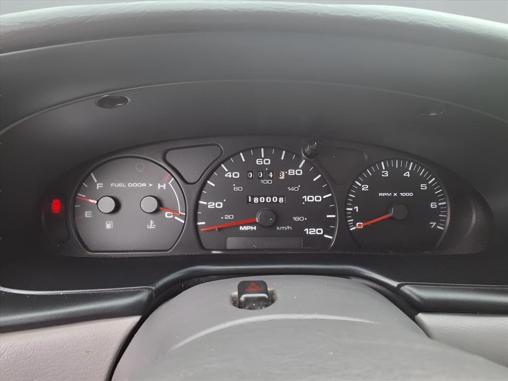 2002 Ford Taurus SES Deluxe - Photo 6