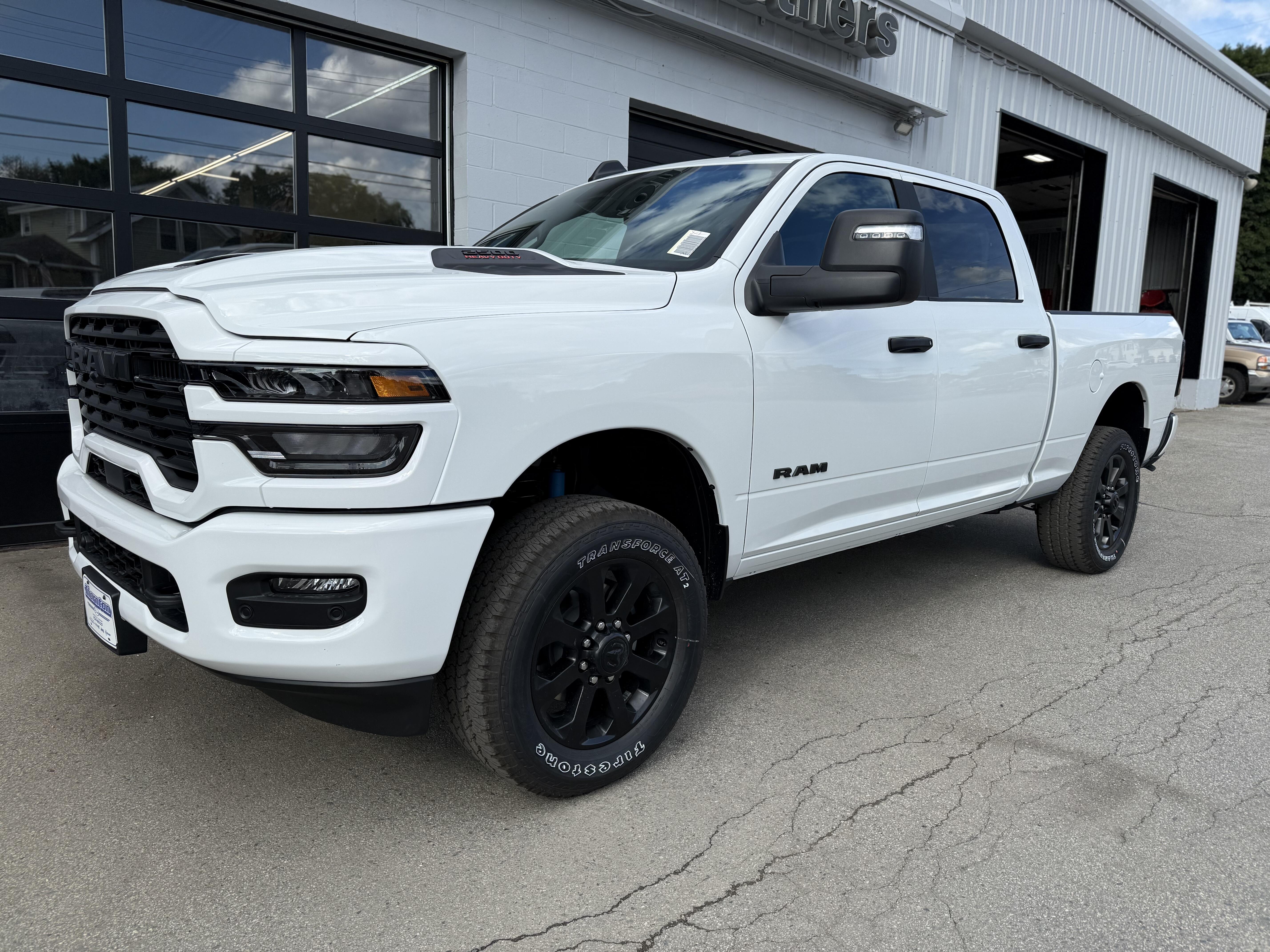 2026 RAM 2500 2500 Big Horn Crew Cab 4x4 6'4' Box
