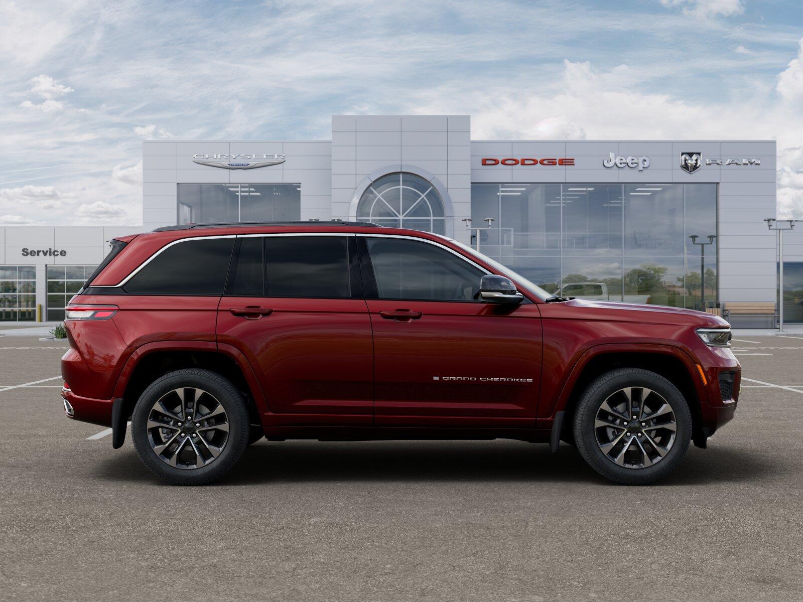 2025 Jeep Grand Cherokee Overland - Photo 12