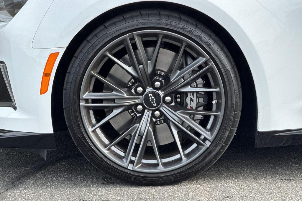 2022 Chevrolet Camaro ZL1 - Photo 26