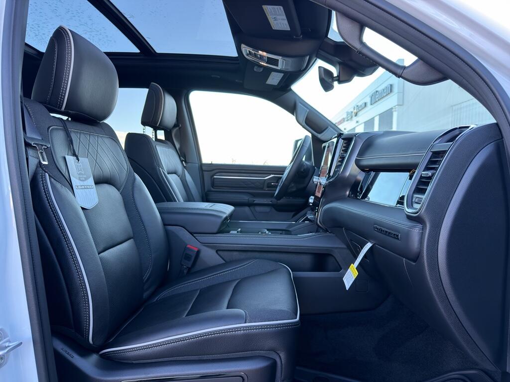 2026 RAM 1500 Limited - Photo 23