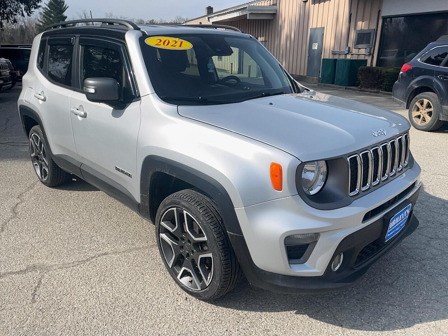 View vehicle photo 3