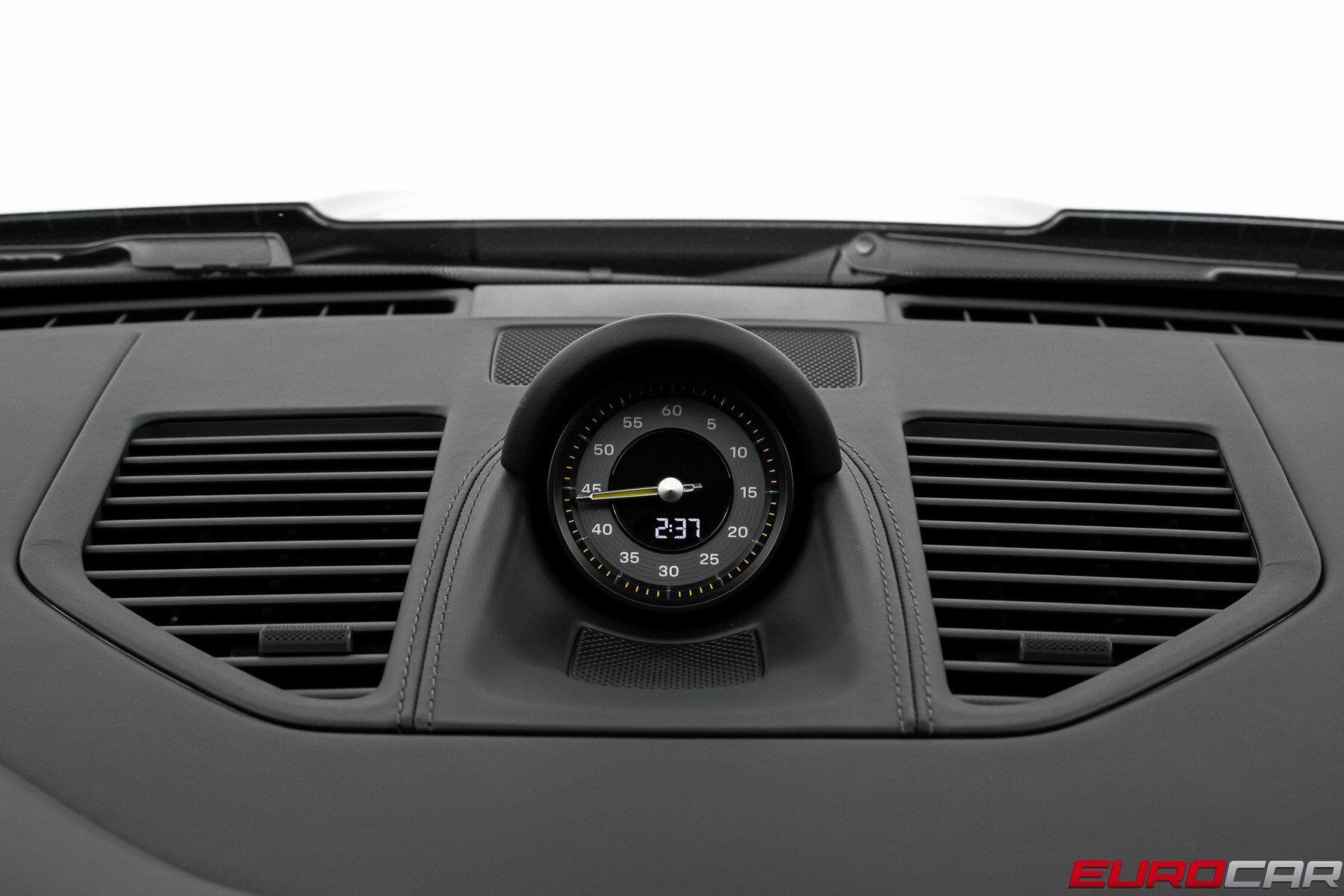 2026 Porsche 911 GT3 Touring *6-SPEED MANUAL * EXCLUSIVE INTERIOR*Image 33